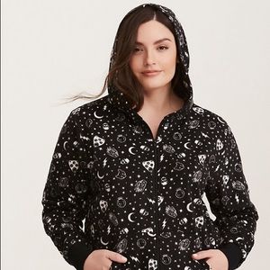 Black skull fleece onesie